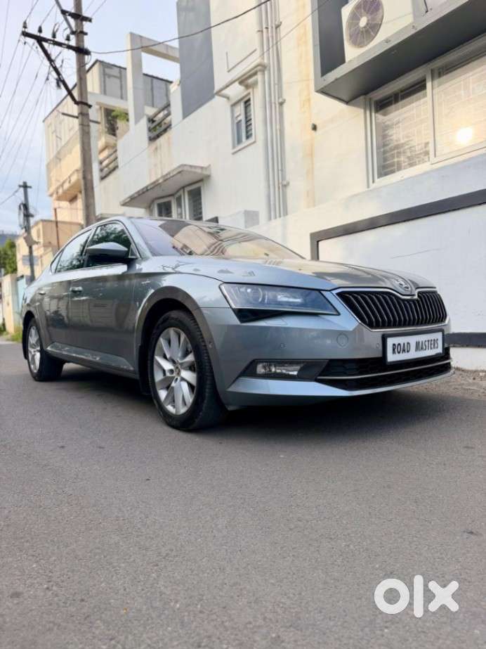 Skoda Superb L&k 2.0 Tdi At, 2019, Diesel