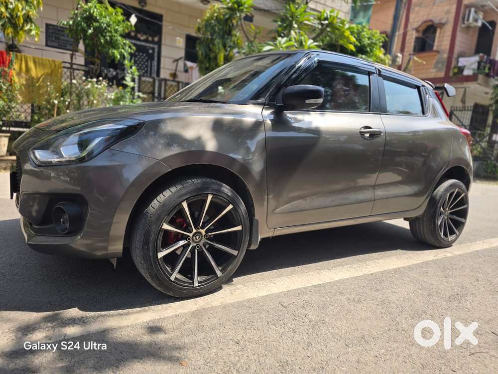 Maruti Suzuki Swift Vxi + Manual, 2024, Petrol