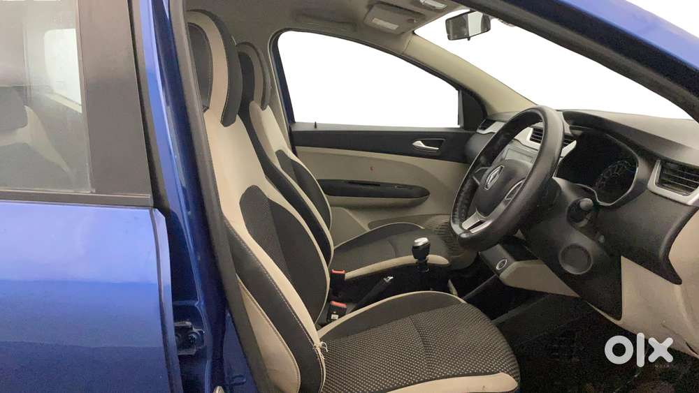 Renault Triber Rxz, 2020, Petrol