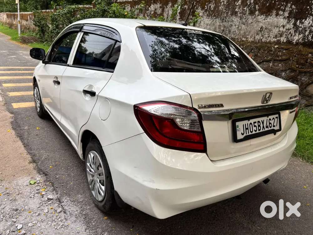 Honda Amaze 1.5 E 2017