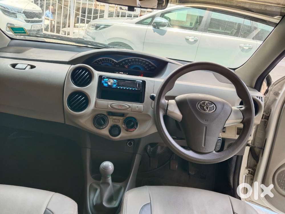 Toyota Etios Liva, 2015, Petrol