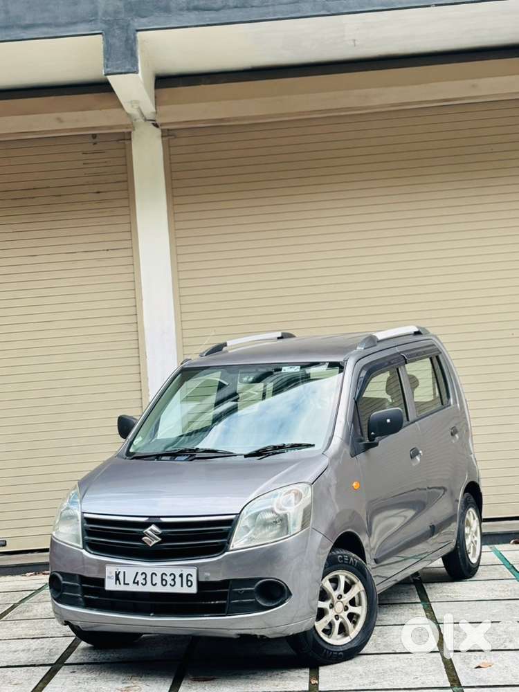 Maruti Suzuki 2011 Petrol