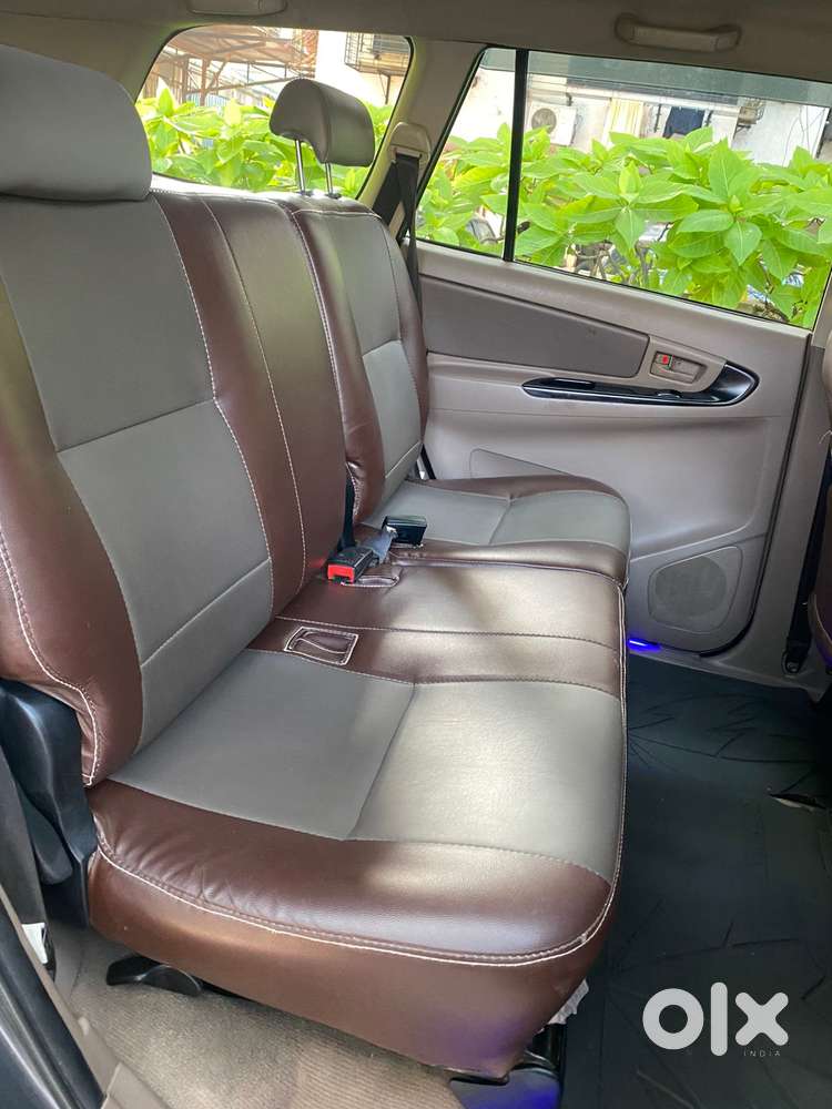Toyota Innova 2.5 G (diesel) 8 Seater, 2015, Diesel