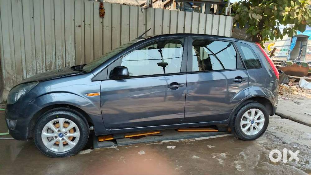 Ford Figo Diesel 2012 – Strong Engine, Smooth Ride, Best Price!