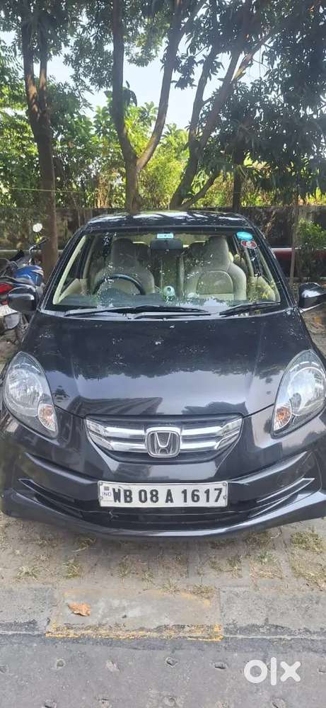 Honda Amaze 2014 Petrol Well Maintained