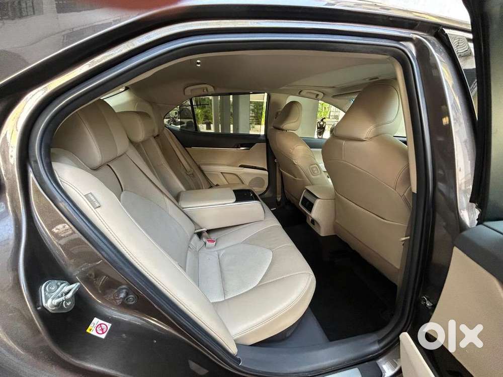 Toyota Camry 2020 Petrol Well Maintained