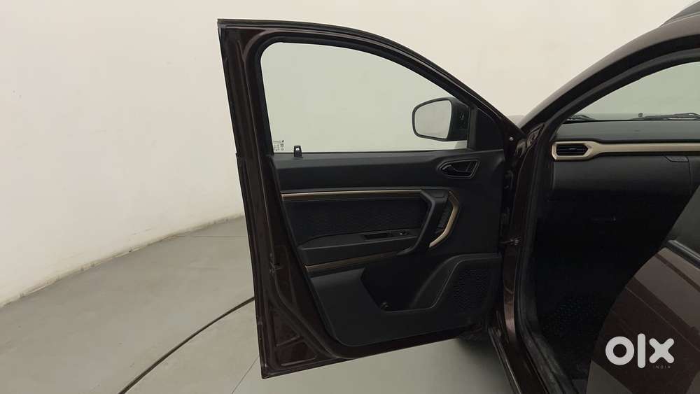 Renault Kiger Rxt, 2021, Petrol