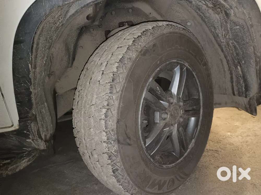 Mahindra Tuv 300 2019