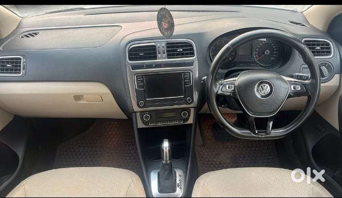 Volkswagen Vento 1.2 Tsi Highline Plus At, 2020, Petrol