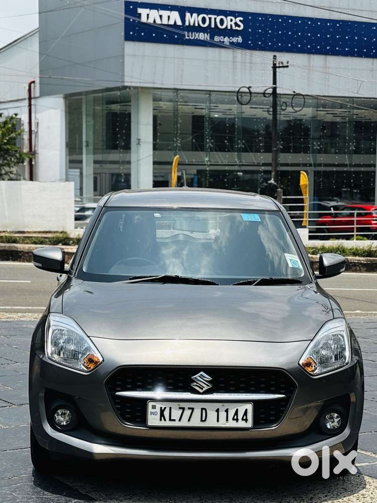Maruti Suzuki Swift Vxi Optional, 2023, Petrol