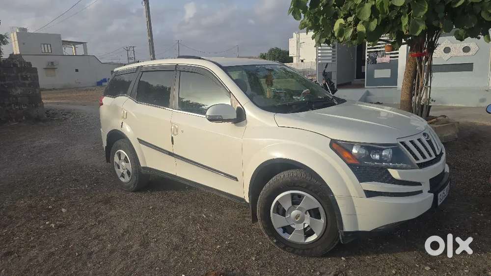 Mahindra Xuv500 2014 Diesel 100000 Km Driven