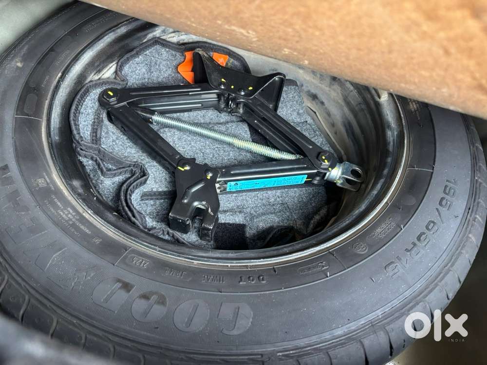 Hyundai Venue Petrol 2025
