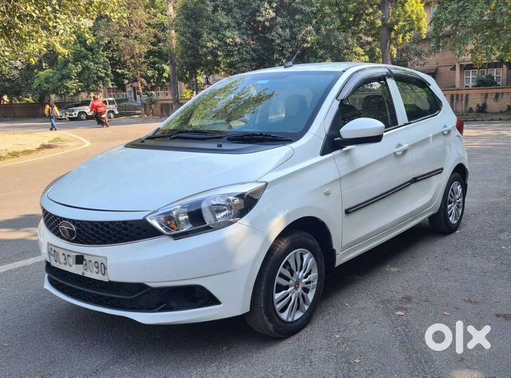 Tata Tiago 1.2 Revotron Xt (o), 2018, Petrol