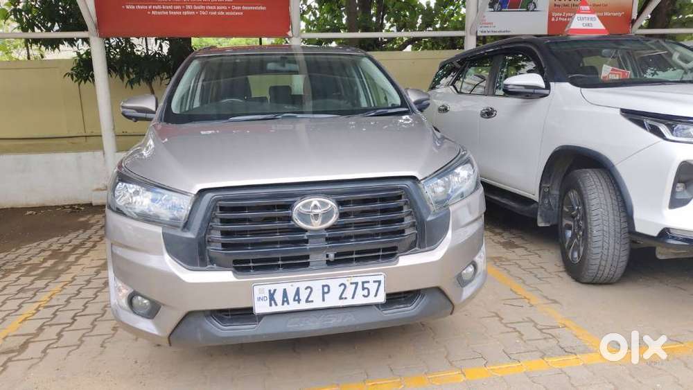 Toyota Innova Crysta 2.4 G Mt, 2023, Diesel