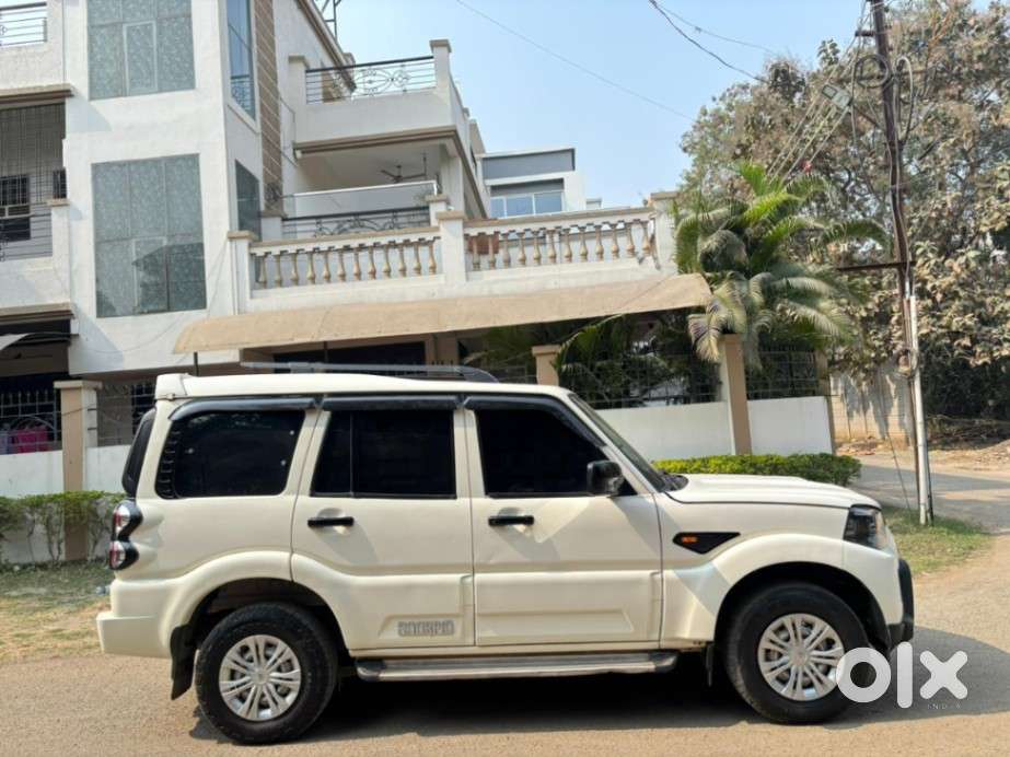 Mahindra Scorpio S2, 2016, Diesel
