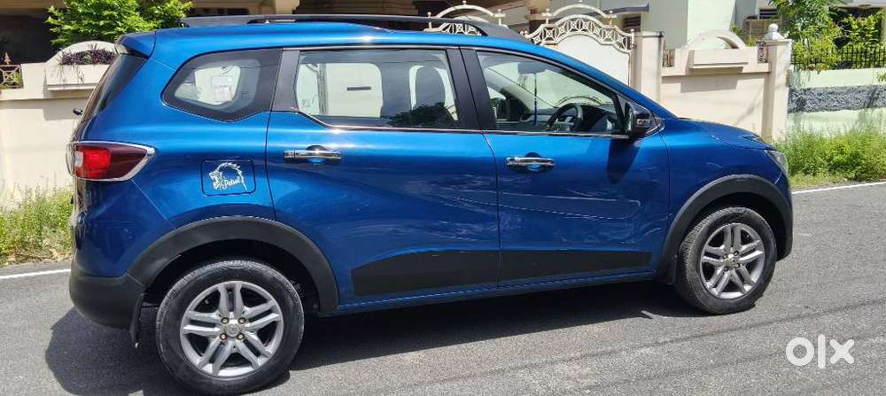 Renault Triber Rxz, 2022, Petrol