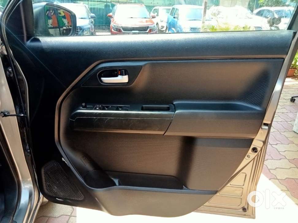 Maruti Suzuki Wagon R Vxi, 2023, Petrol