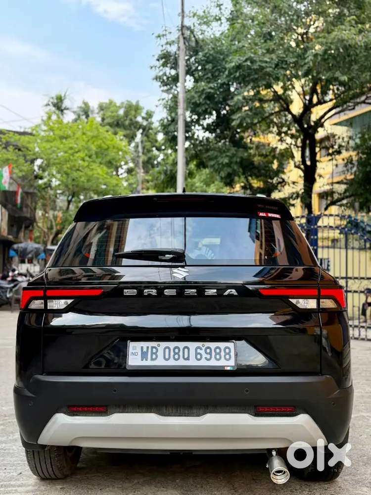 Brezza In Complete Original Paint Top Model