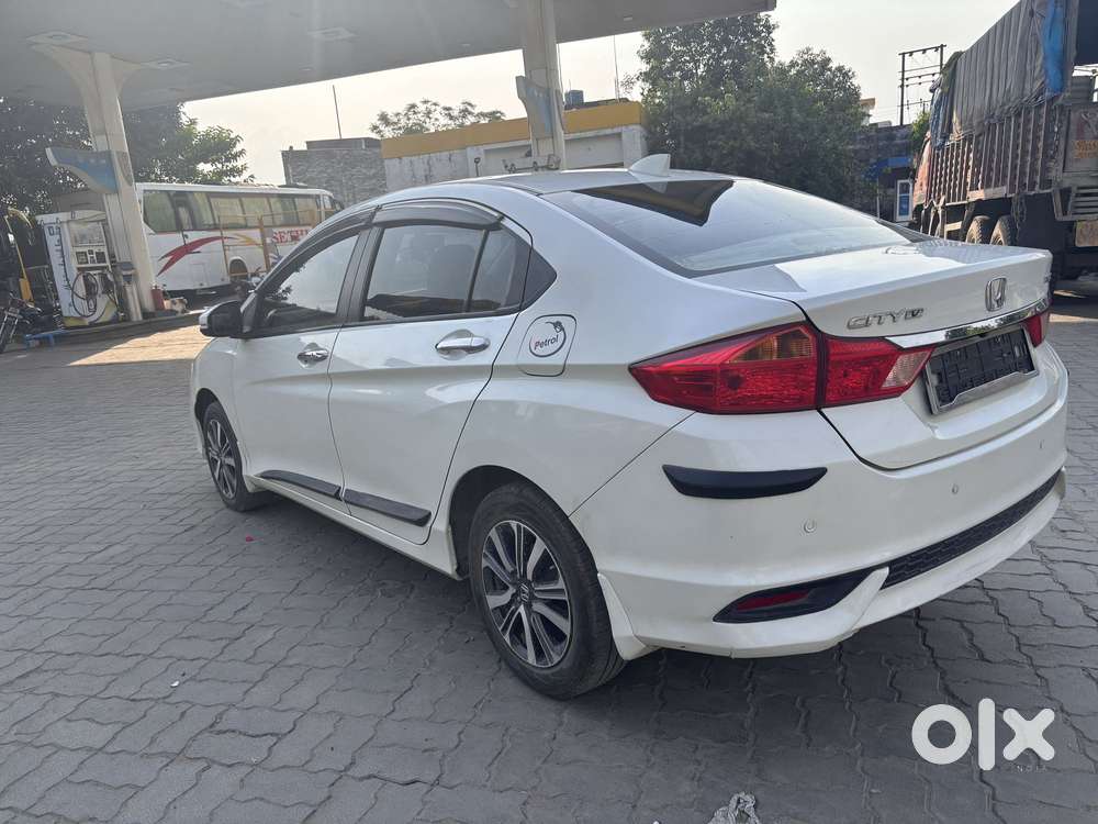 Honda City 1.5 V Cvt I-vtec Mt, 2017, Petrol