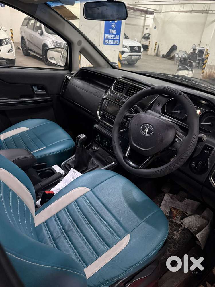 Tata Hexa 2.2 Xe 4x2 7 Str, 2018, Diesel