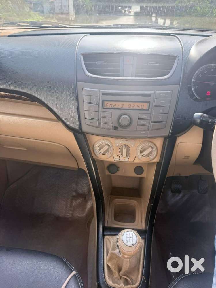 Maruti Suzuki Ertiga Vxi Abs Bs Iv, 2013, Petrol