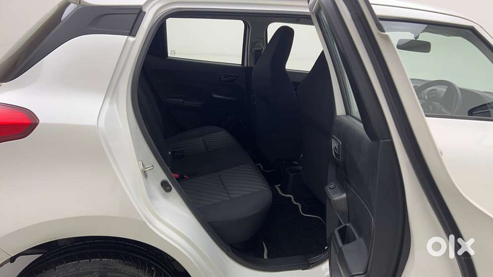 Maruti Suzuki Swift 1.3 Lxi, 2023, Petrol