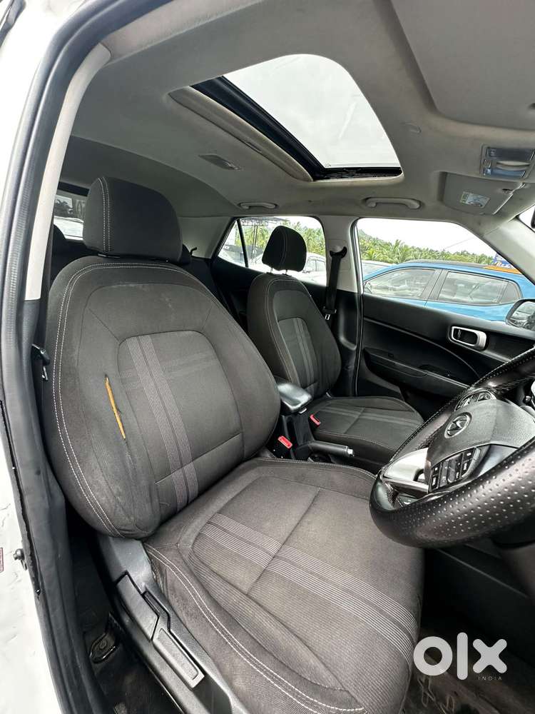 Hyundai Venue Sx Plus Turbo Dct, 2019, Petrol