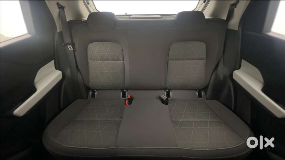 Tata Punch Accomplished Amt Sunroof, 2024, Petrol