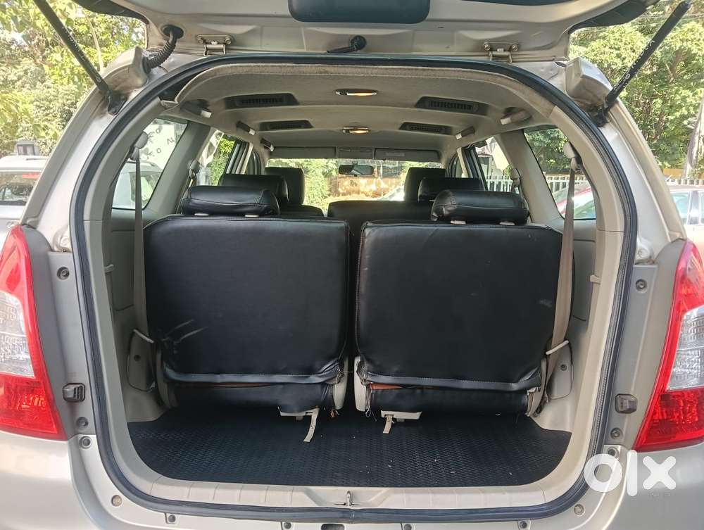 Toyota Innova 2.5 G (diesel) 7 Seater Bs Iv, 2014, Diesel