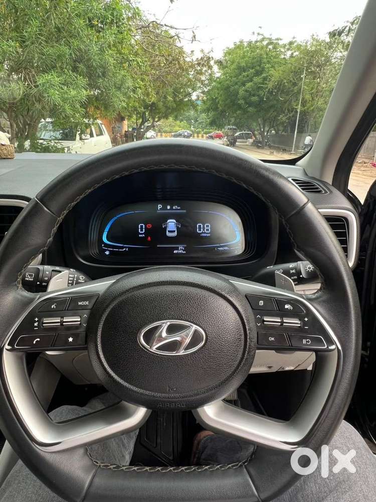 Hyundai Venue 2022 Petrol Well Maintained