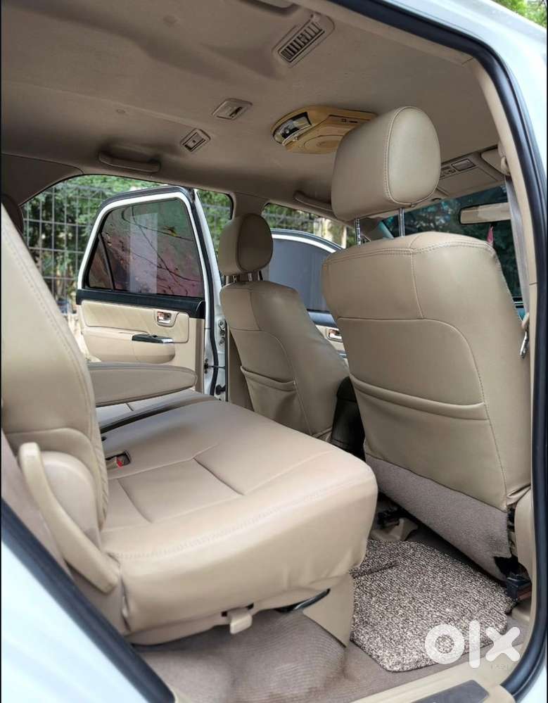 Toyota Fortuner Diesel 2012