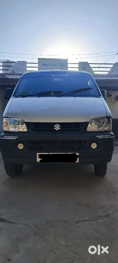 Maruti Suzuki Eeco 2022 Cng & Petrol Well Maintained