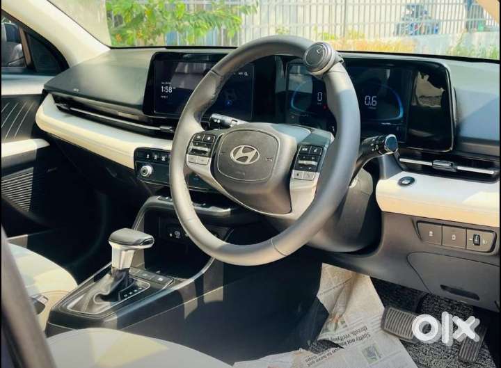 Hyundai Verna Sx(o) Petrol At, 2023, Petrol