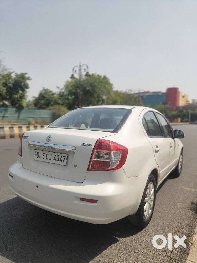 Maruti Suzuki Sx4 Zxi (opt), 2013, Petrol