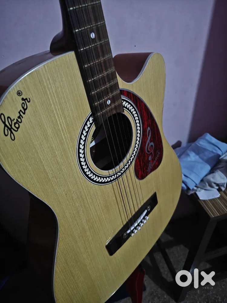 Hovner 6 strings Acoustic guitar perfect condition