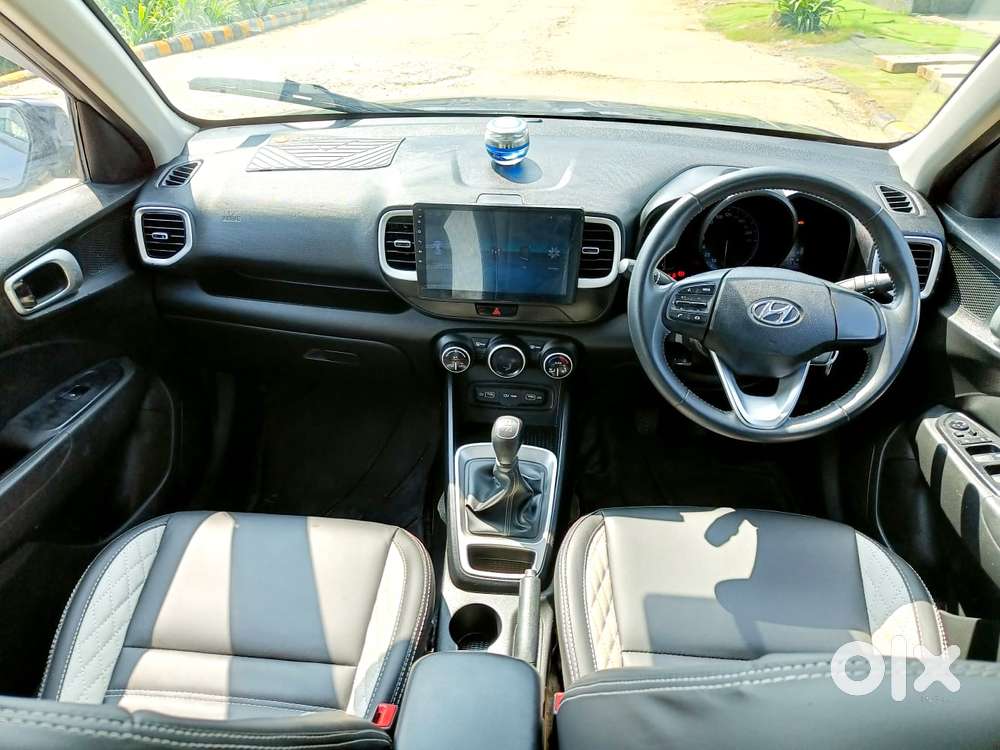Hyundai Venue 1.2 S Plus, 2022, Petrol