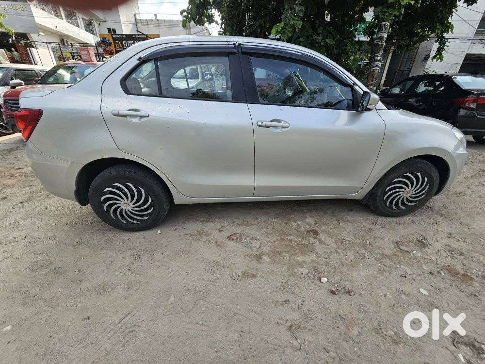 Maruti Suzuki Dzire 1.2 Vxi, 2018, Petrol