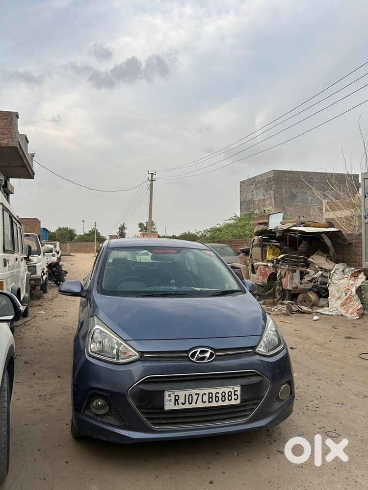 Hyundai Xcent Petrol 2015