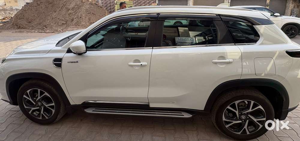 Toyota Urban Cruiser Hyryder 1.5 V Hybrid, 2024, Petrol