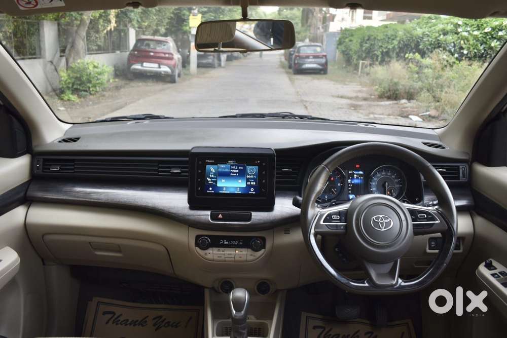 Toyota Rumion V At, 2024, Petrol