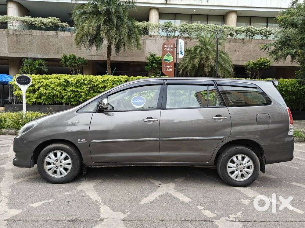 Toyota Innova 2.5 Vx 8 Str Bs-iii, 2012, Diesel