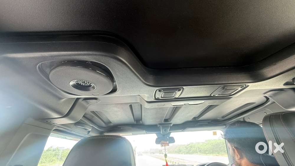 Mahindra Thar Petrol 2023