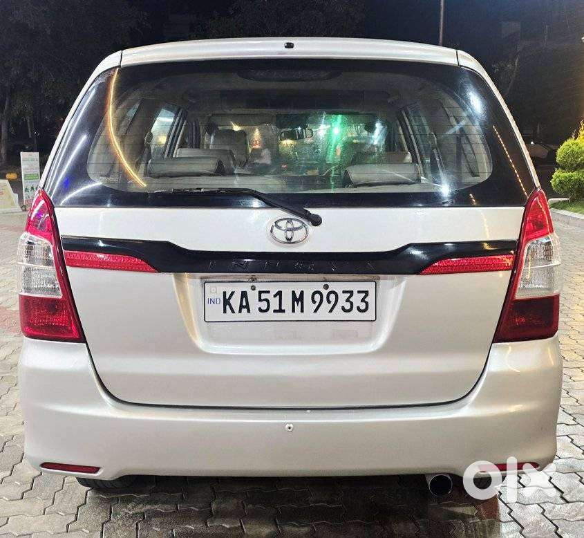 Toyota Innova 2.5 G (diesel) 8 Seater, 2005, Diesel