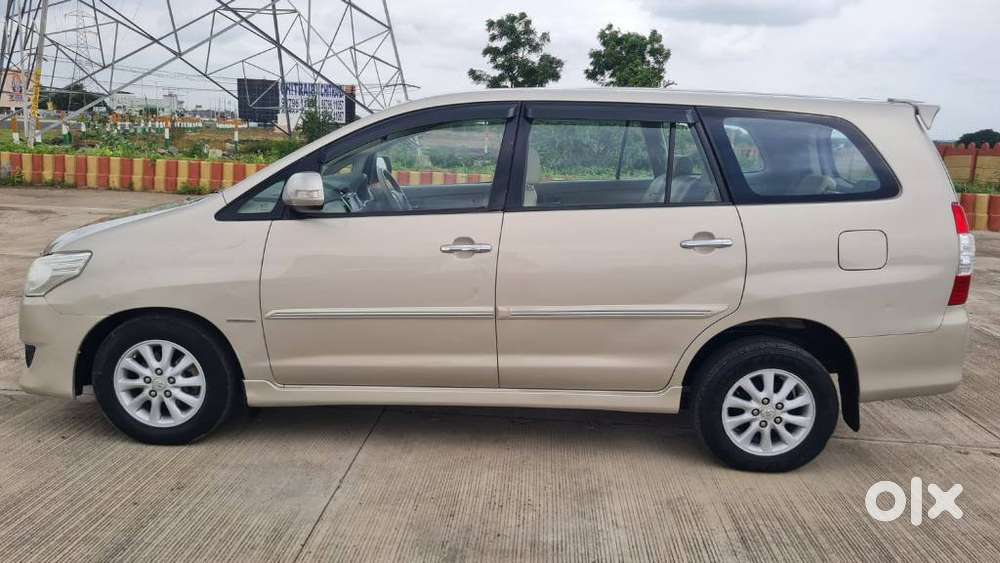 Toyota Innova 2.0 V, 2013, Diesel