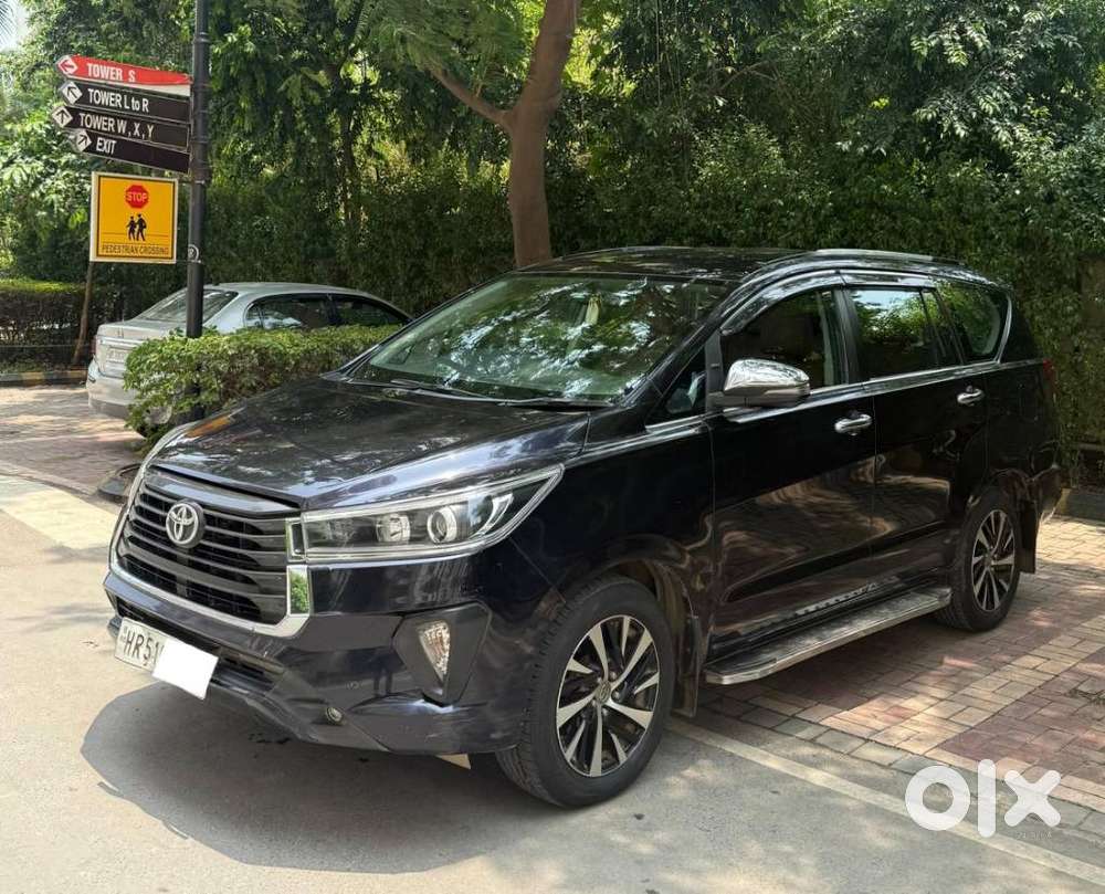 Toyota Innova Crysta 2.4 Z 7 Str, 2022