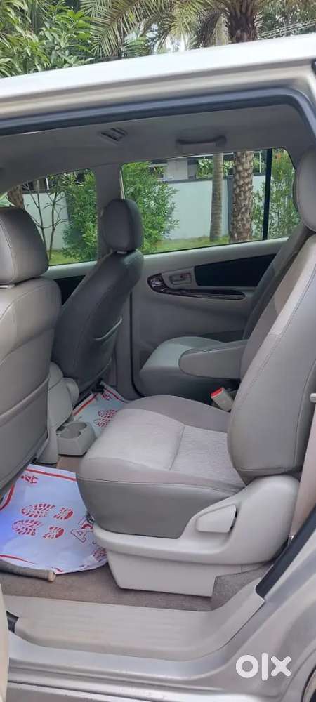 Toyota Innova 2014 Diesel Well Maintained