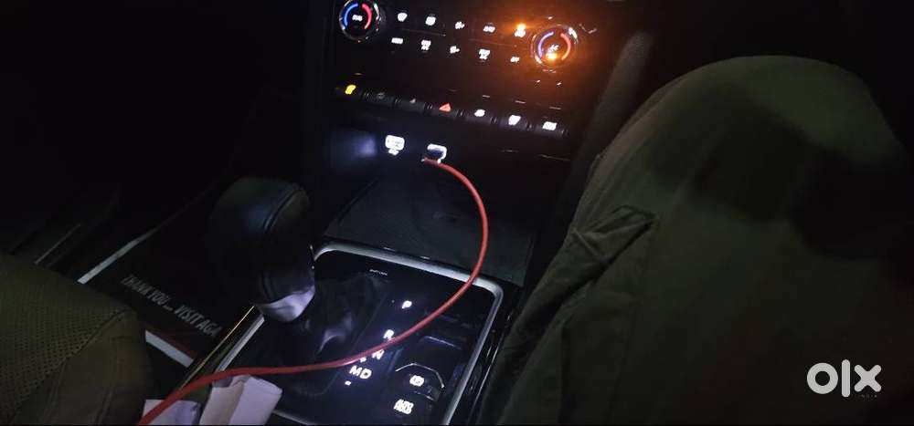 Modified Xuv 700 Top Varient Dec, 2024