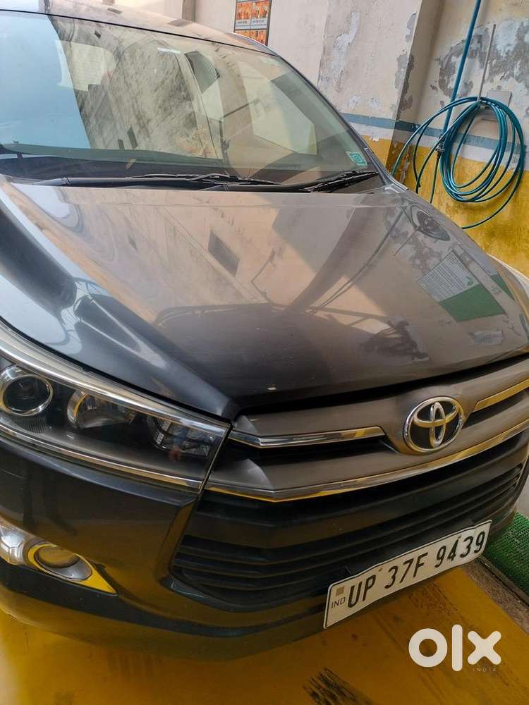 Toyota Innova Crysta 2017