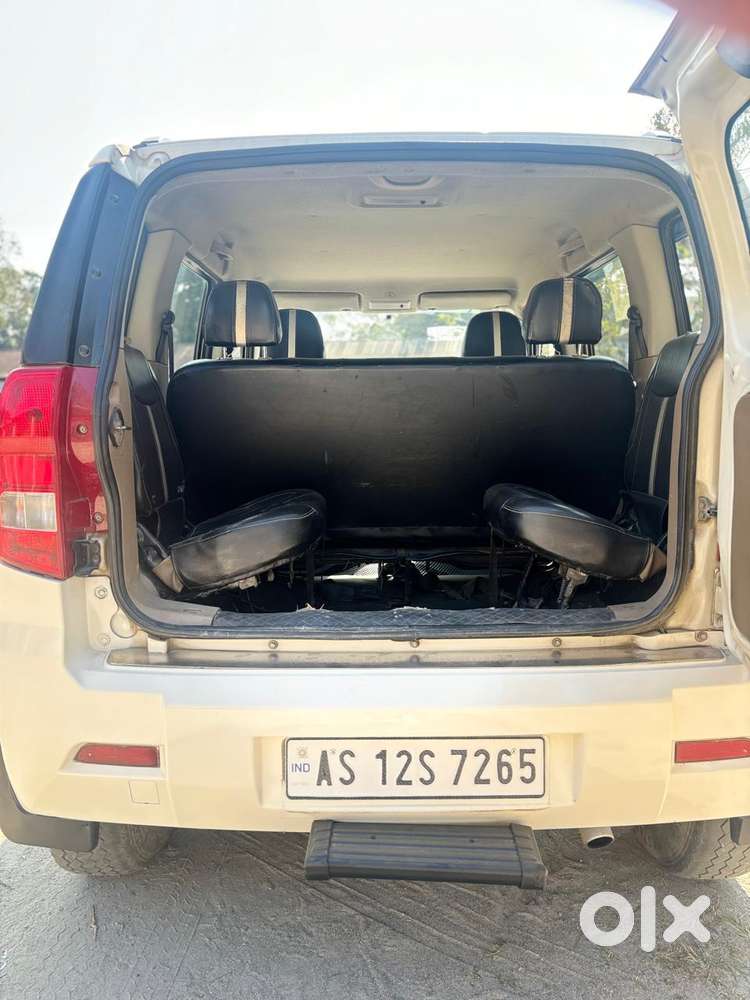 Mahindra Tuv 300