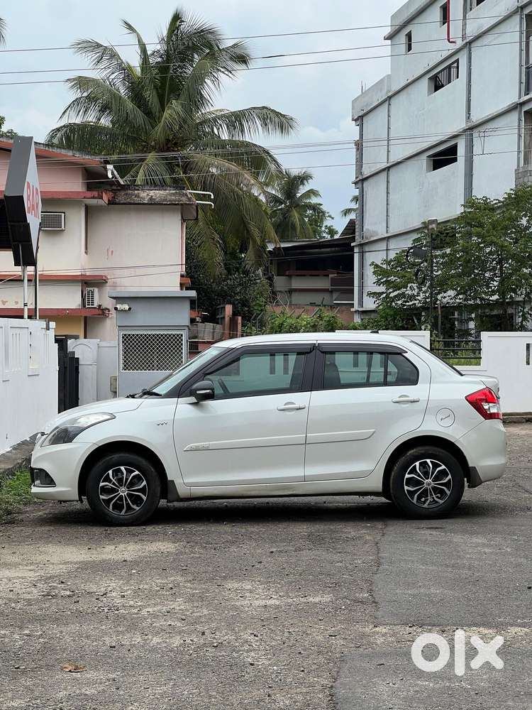 Maruti Suzuki Swift Dzire 1.3 Vxi, 2016, Petrol